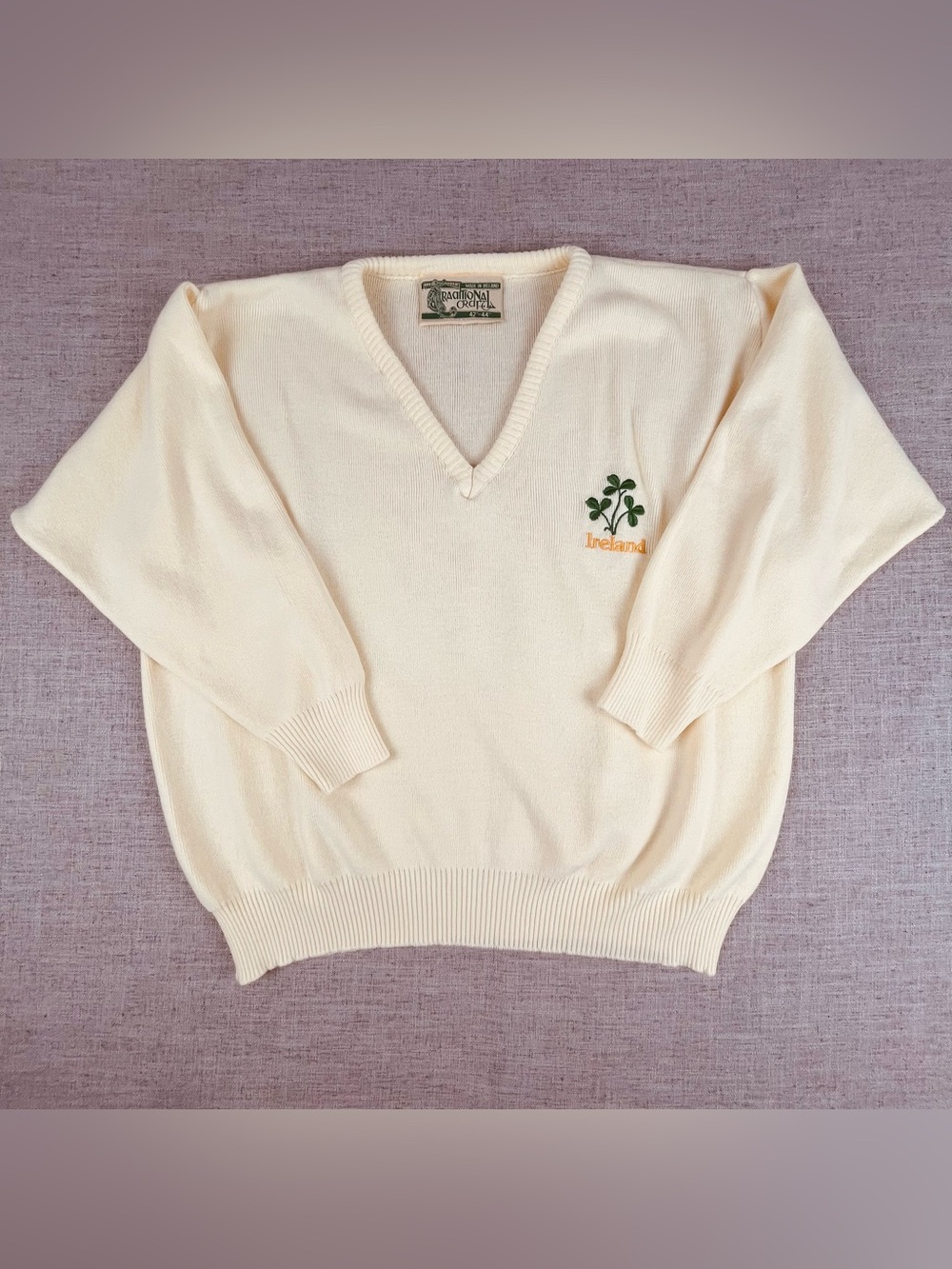 Vintage Ireland V Neck Sweater 42 Men's Large Yellow Clover Irish Soft Acrylic